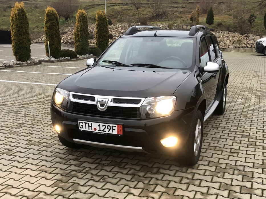 Dacia Duster an 2013 motor 1.6 16v benz+gaz de fabrica clima piele