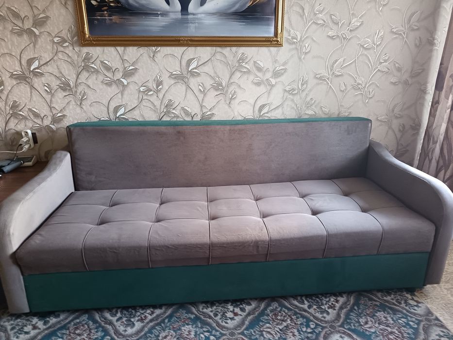 Продам диван и кресло