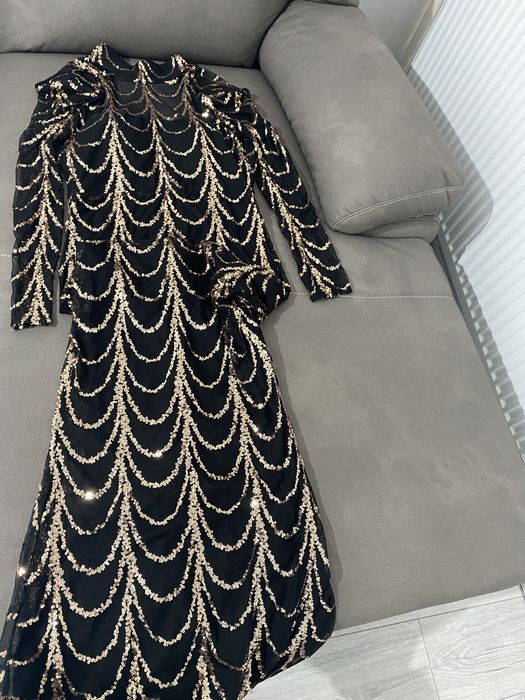 Vand rochie de ocazie