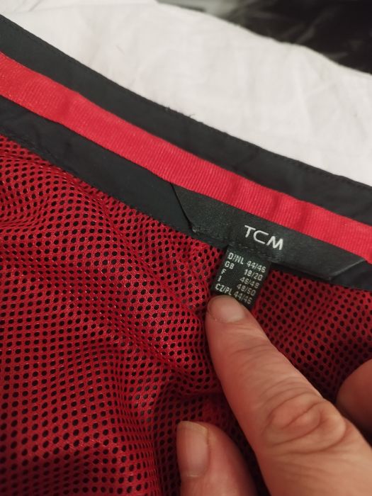 Pantaloni XL.         .