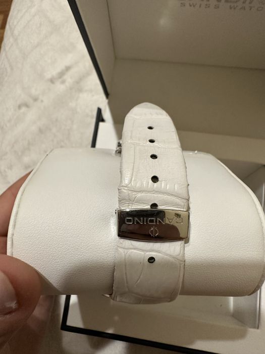 Ceas Candino cu diamante