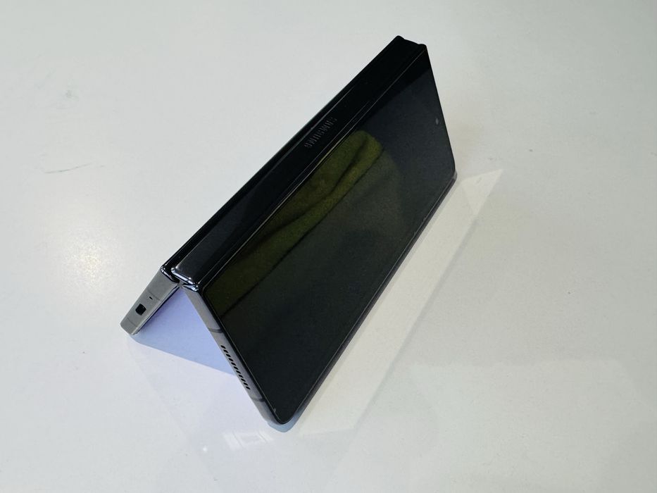 Като нов! Samsung Z Fold4 Black 256GB
