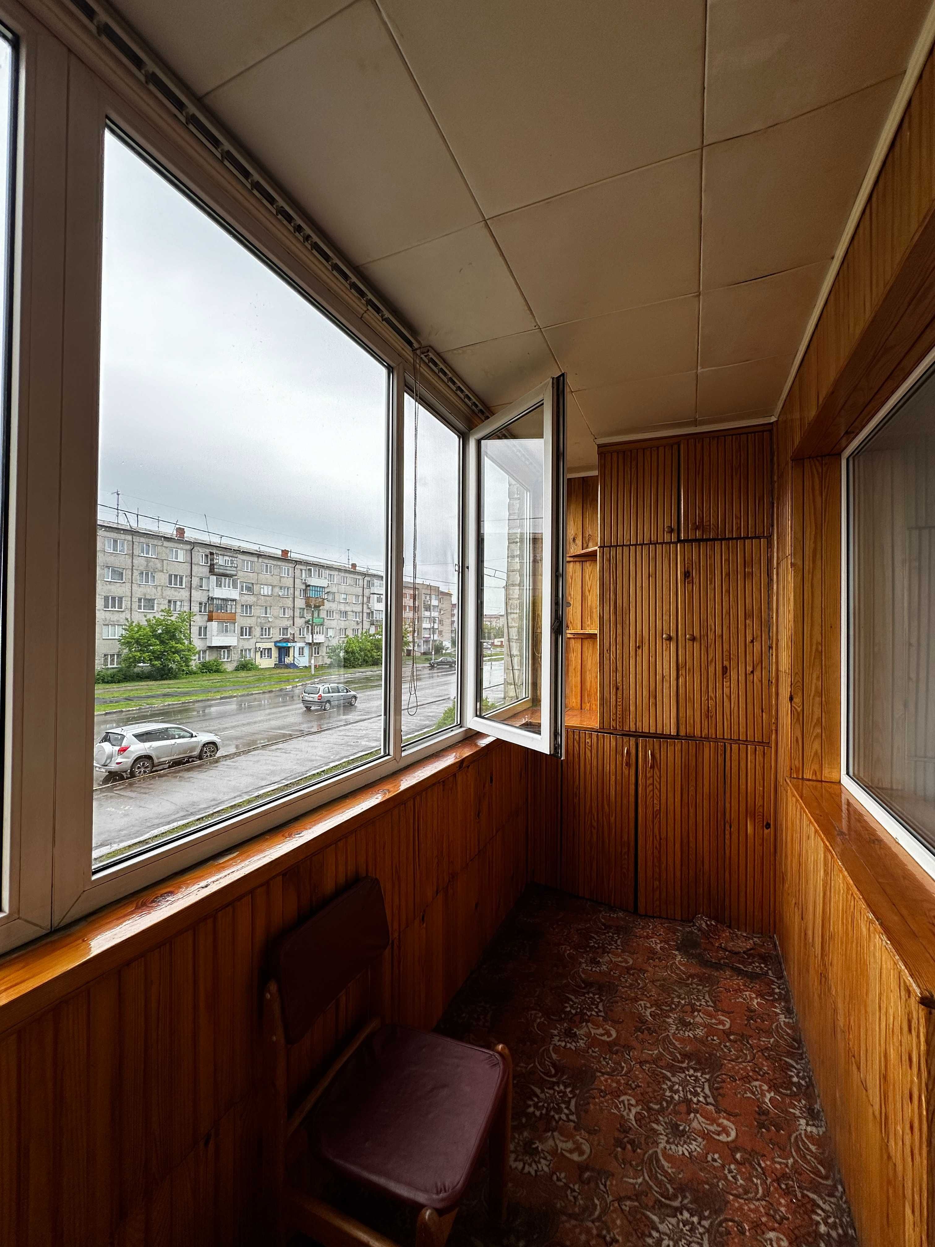 Продам 3-ех комнатную квартиру в 19 - мкр.