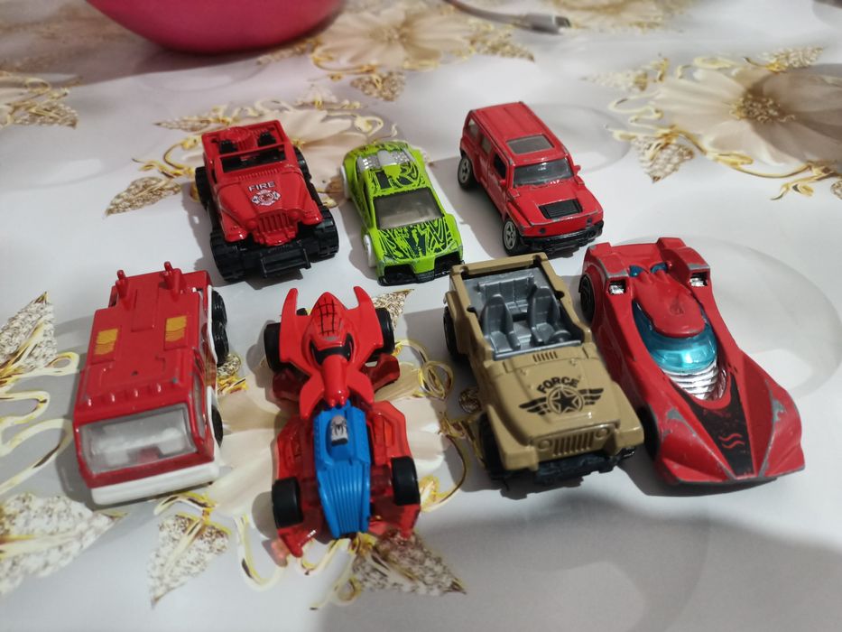 Машинки бу 500 тг