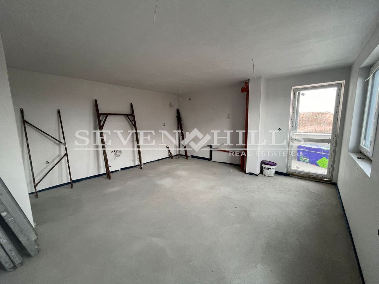 Продава се Двустаен апартамент в Пловдив, Прослав - 65 кв.м за 1124 €/кв.м - Снимка #2
