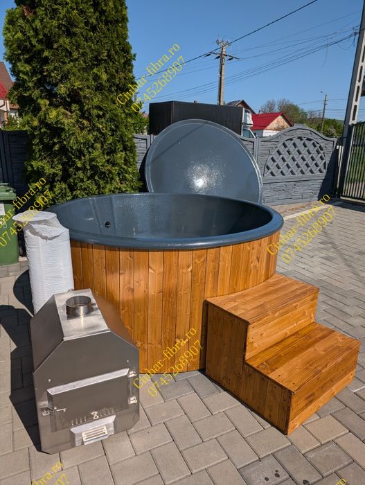 Ciubar din fibra cu jacuzzi si soba exterioara