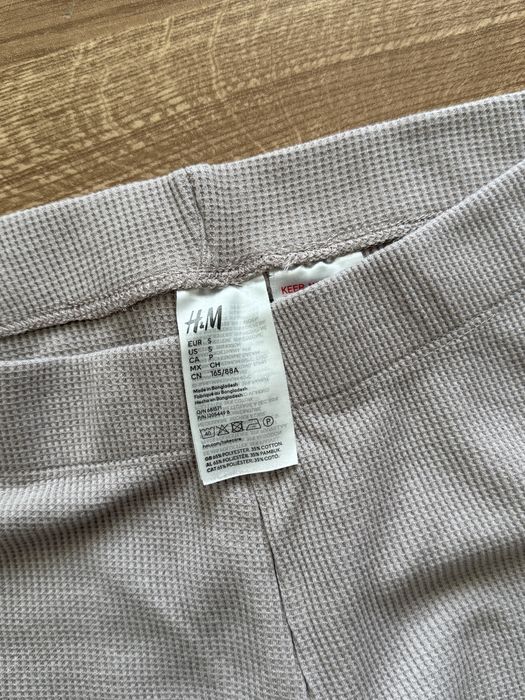 Пижама с дълъг ръкав H&M и домашен сатенен халат