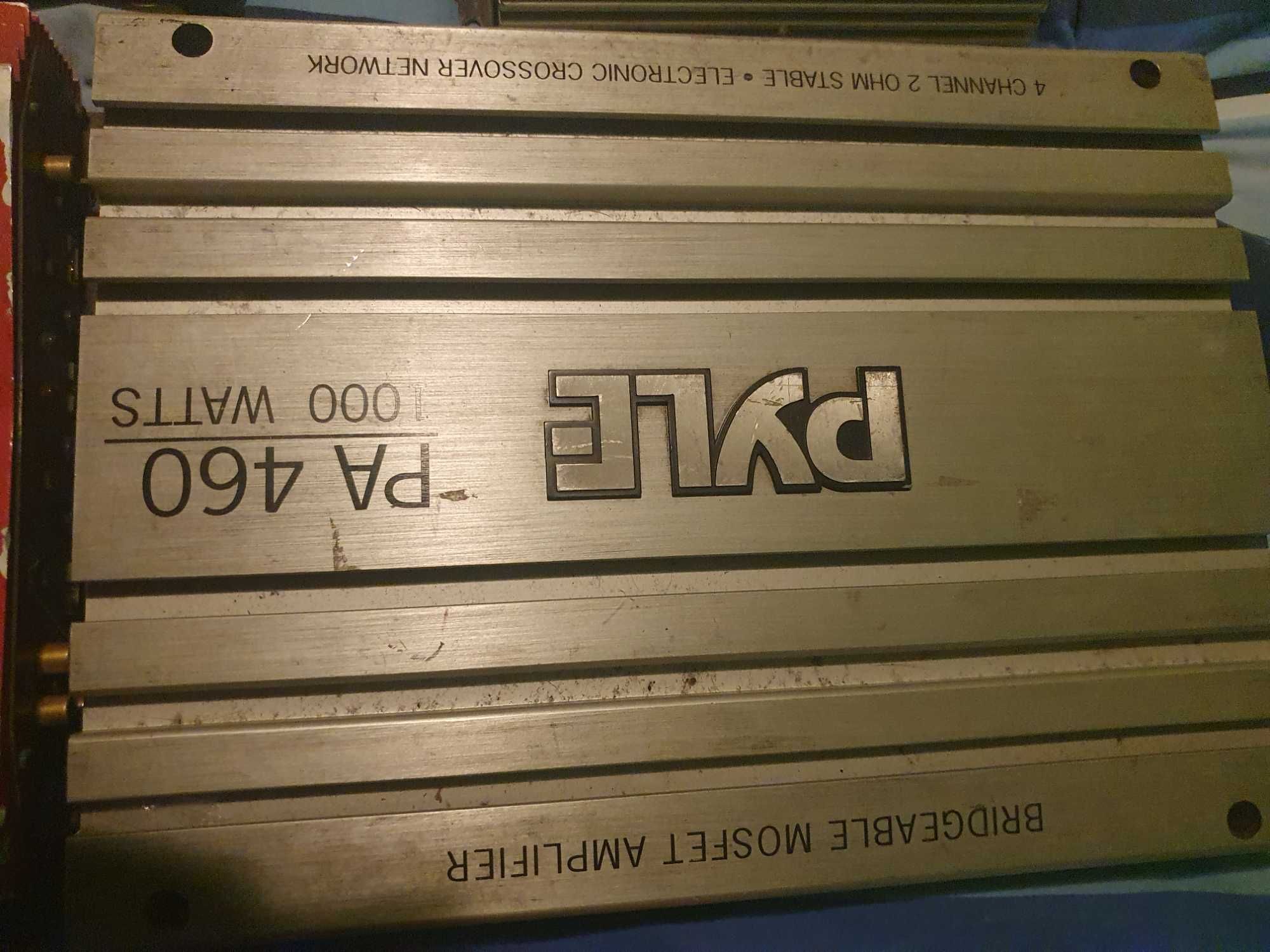 Vând amplificatoare auto de calitate,  serioase.