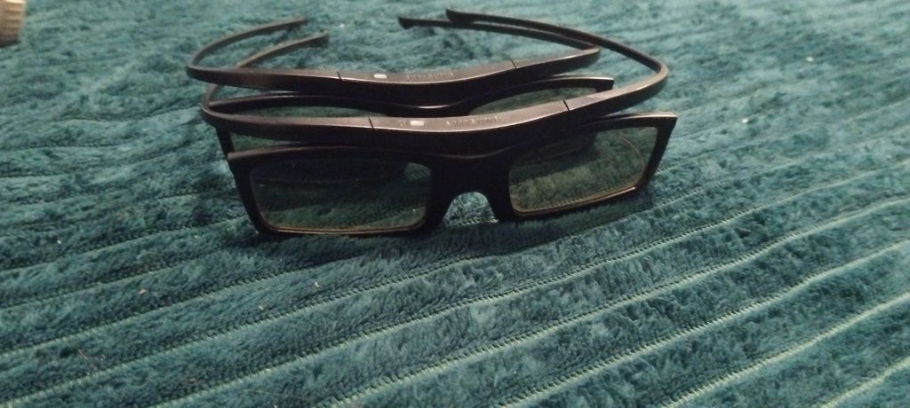 Decodor si ochelari 3d