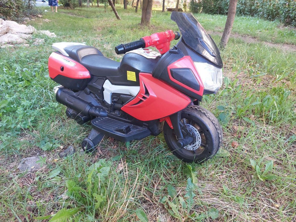 Motocicletă electrica pentru copii