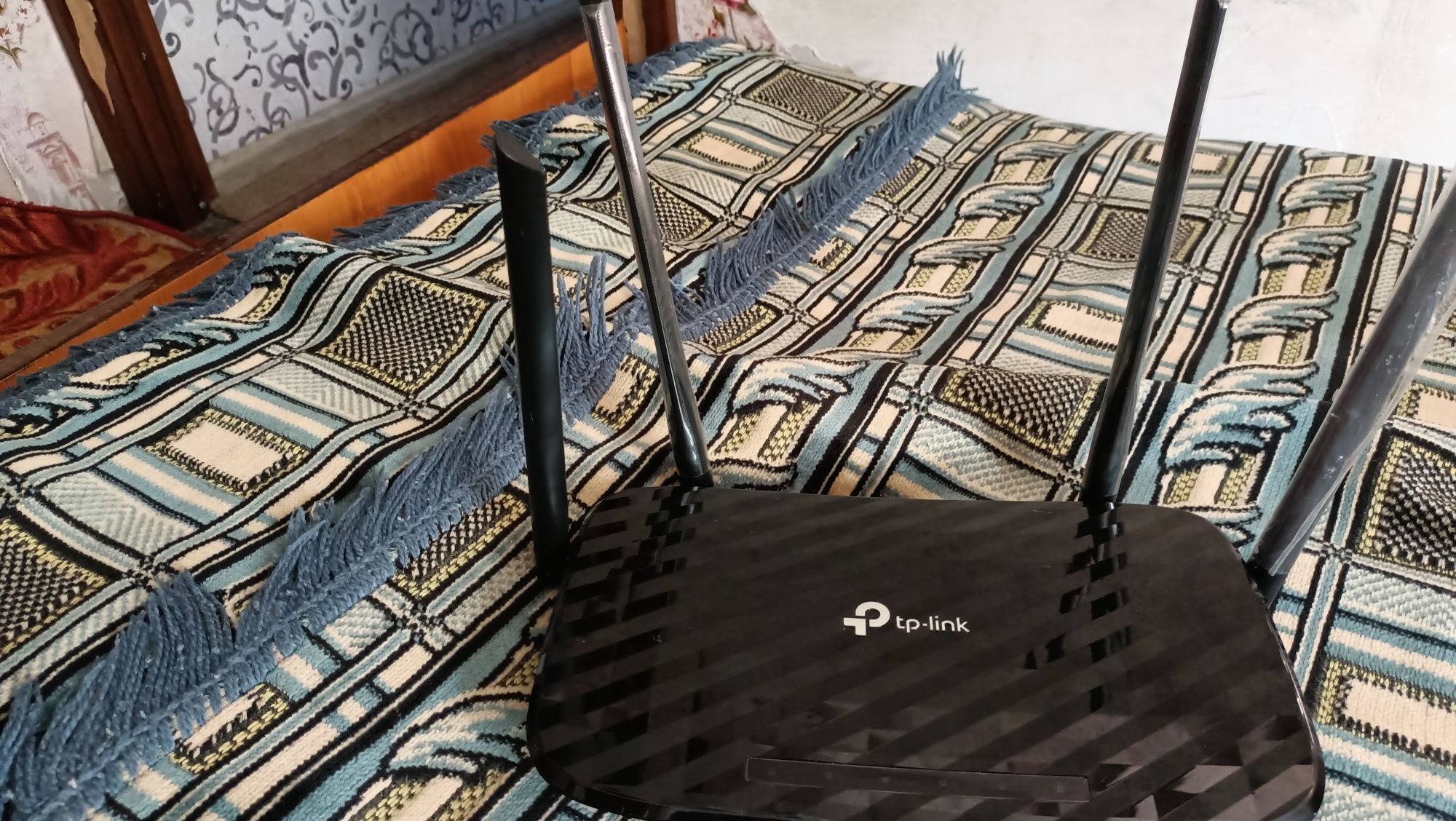Продам модем tp-link Archer c6