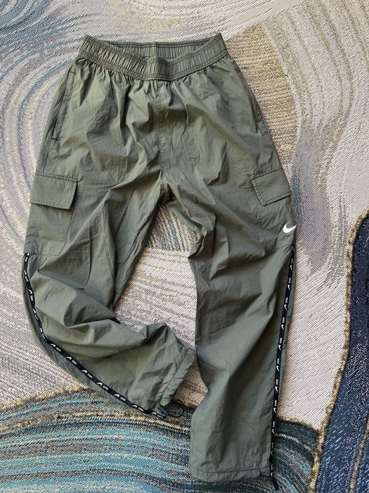 NIKE NSW Cargo Track Joggers - размер М / Оригинал