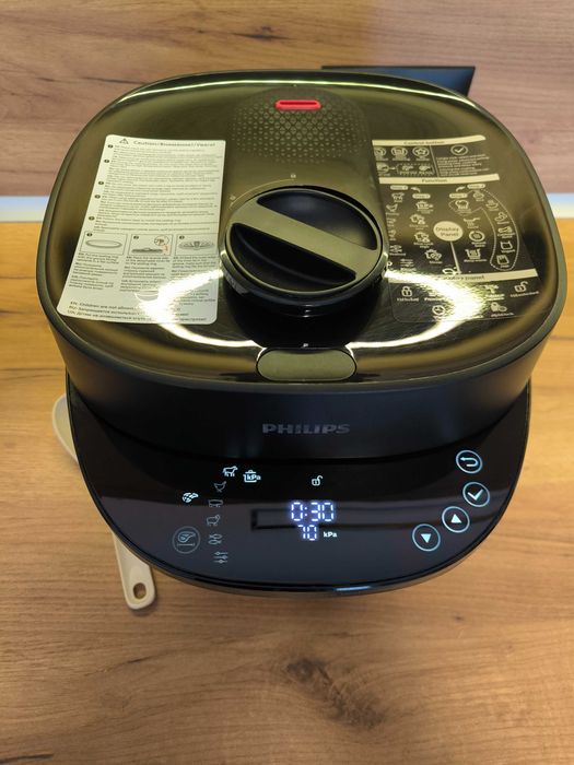 Мултикукър Philips HD2151, черен В ГАРАНЦИЯ до 06.11.2026 г.