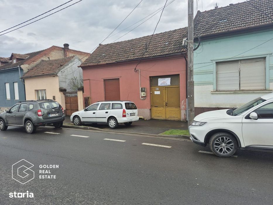 Casa cu 2 corpuri de cladire, Aradul Nou