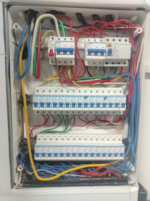 Elektrik va elektr montaj ustasi