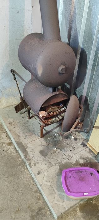 Продам. Печь в гараж.