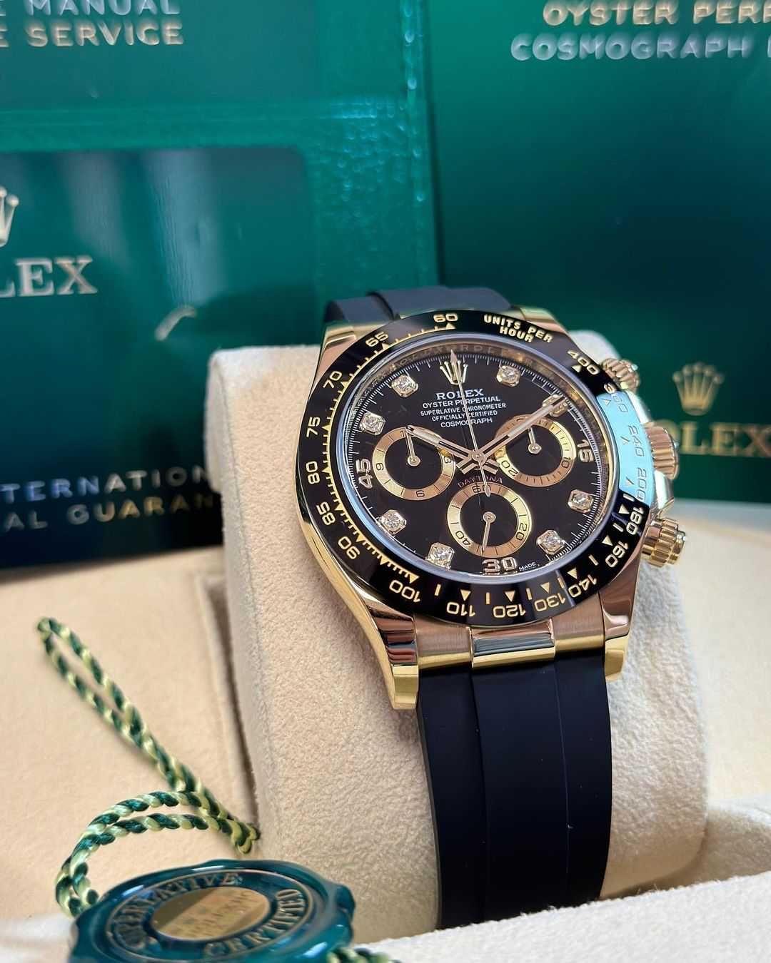 Часовници Rolex Daytona диамантен циферблат/каучук