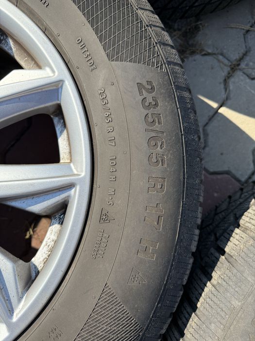 Vand set Jante+cauciucuri Audi Q5, Q3 / 235.65.17 M+S