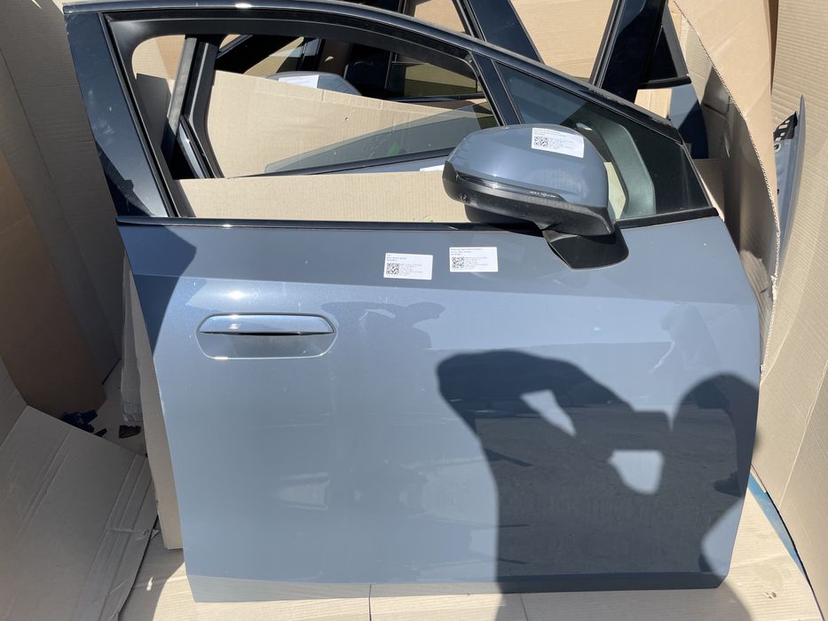 Usa capota BMW seria 2 Active Tourer U06 aripa oglinda bara