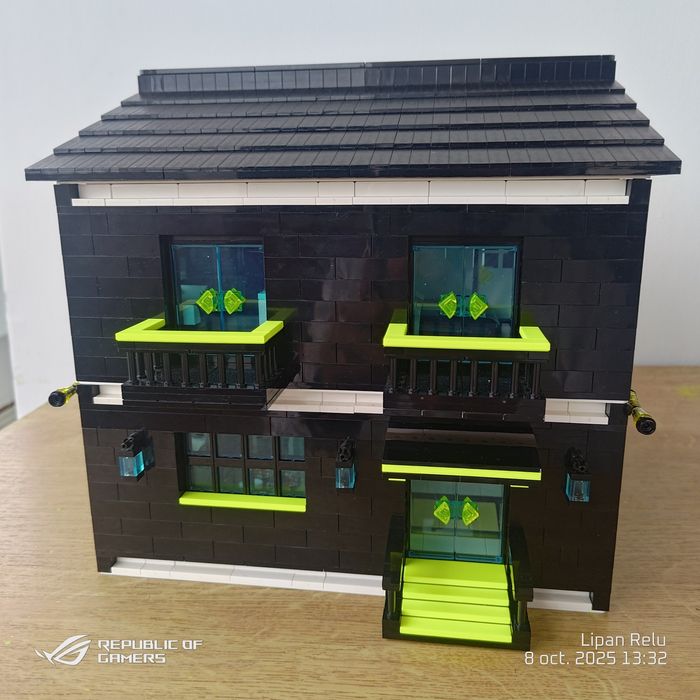 Vând casă din lego.