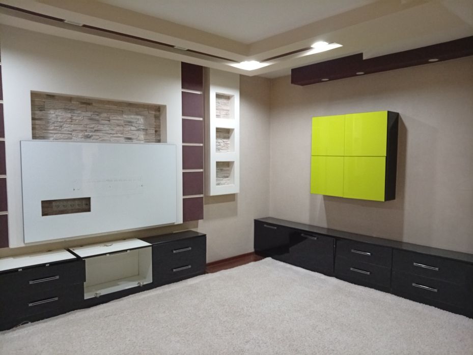 Срочно продаю большую квартиру Можно под нежилое