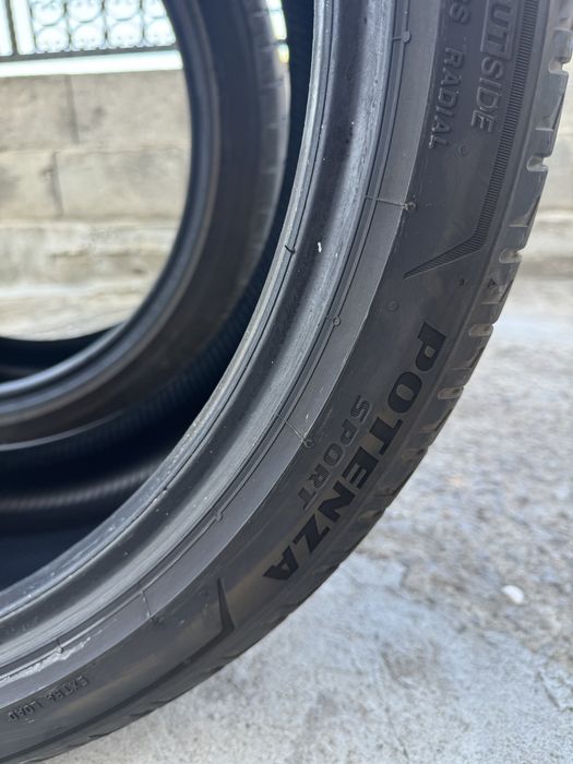 Два броя перфектни гуми без фитили и лепенки