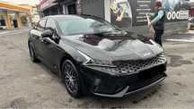 Kia K5 идеал холатда сотилади.