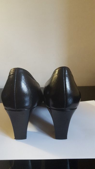 Pantofi dama negri ARA din piele marimea 40