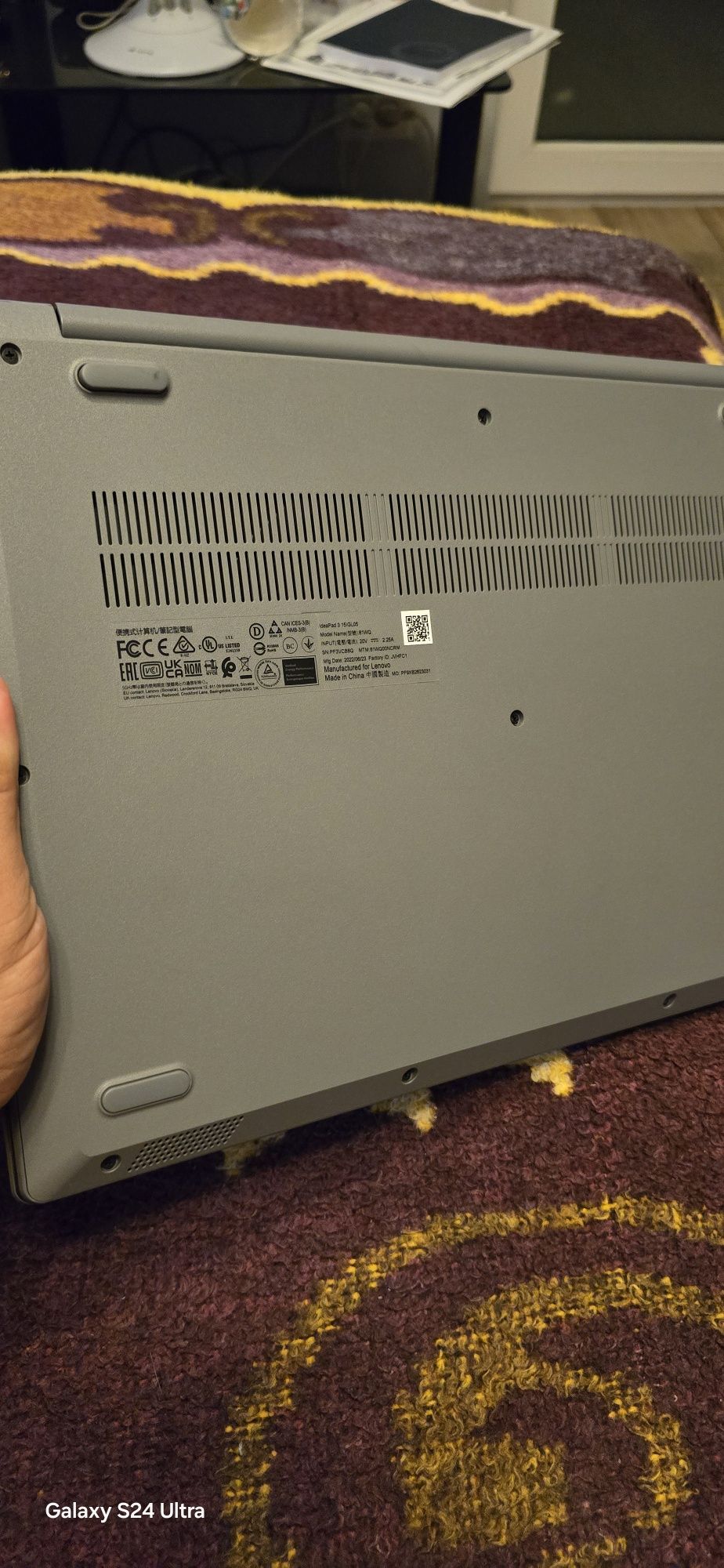 Laptop Lenovo IdeaPad 3 SSD ,*nefolosit*
