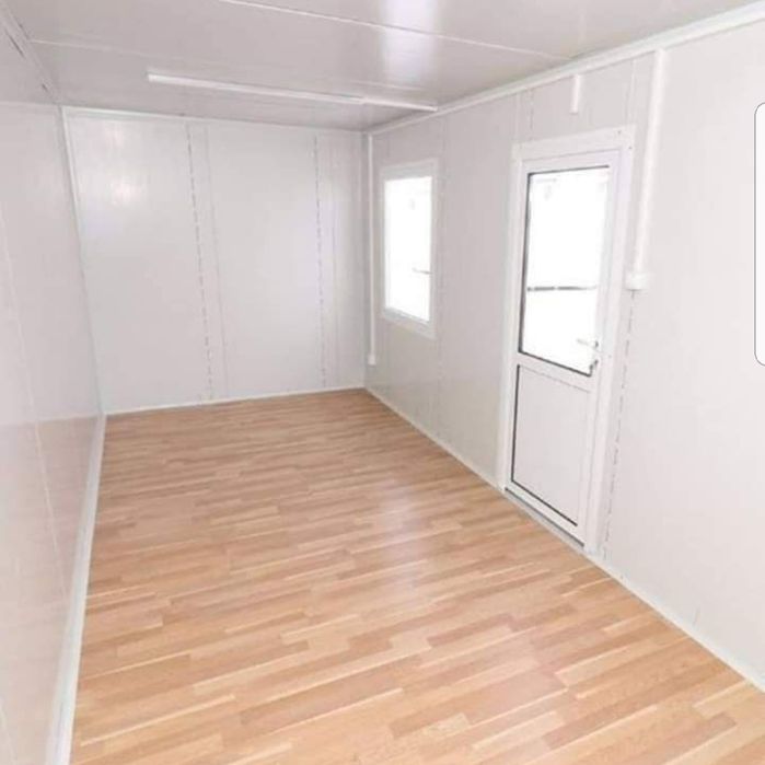 Containere din case de locuit de vânzare sau garaje auto