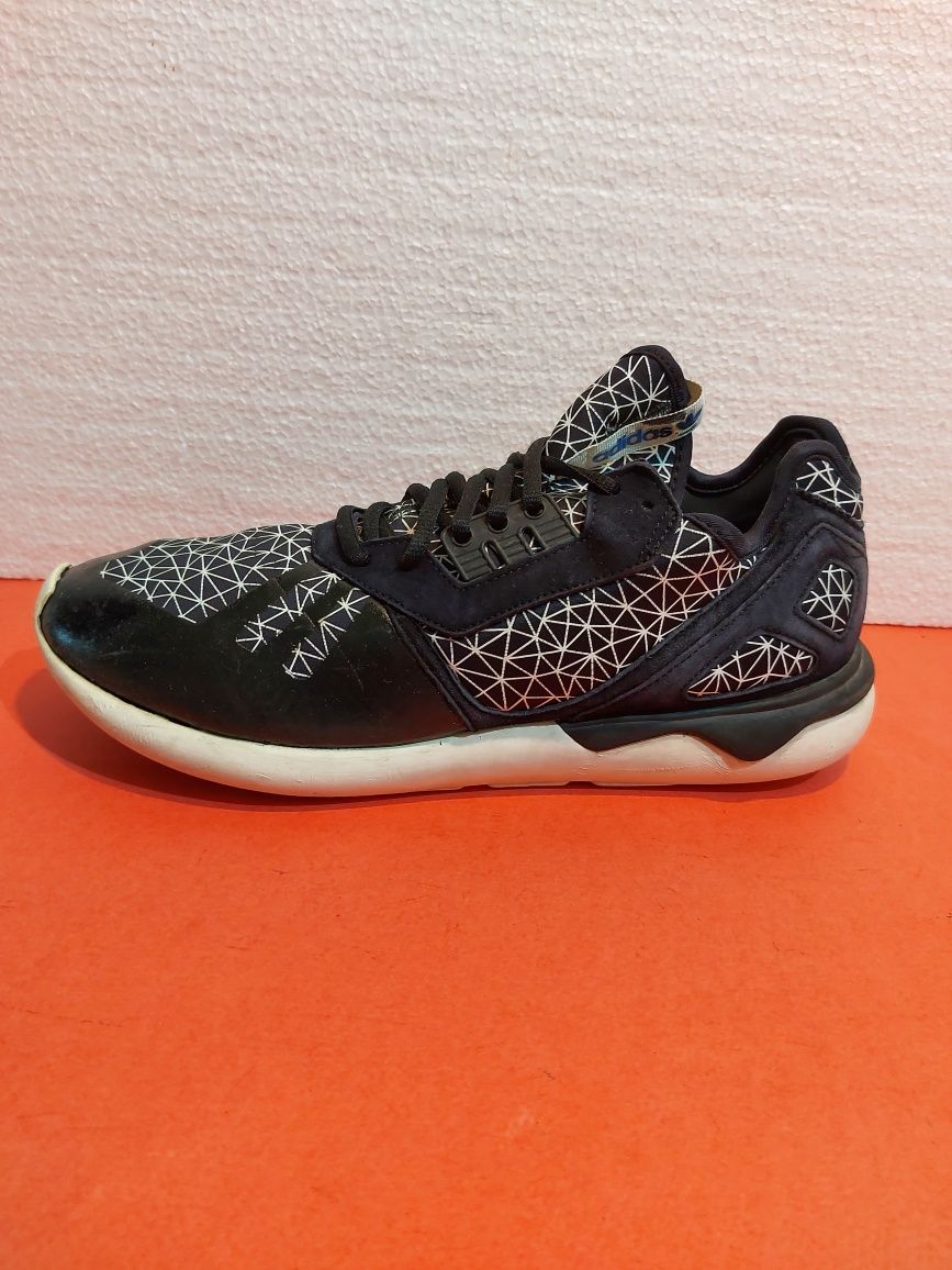 Adidas Tubular номер 45 1/3 Оригинални мъжки маратонки