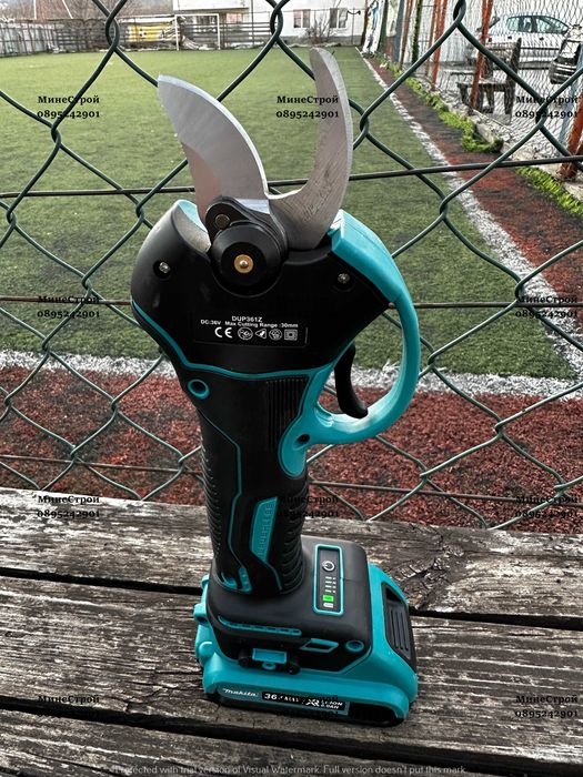Акумулаторна лозарска ножица Makita 36V 8Ah до 30мм. МАКИТА