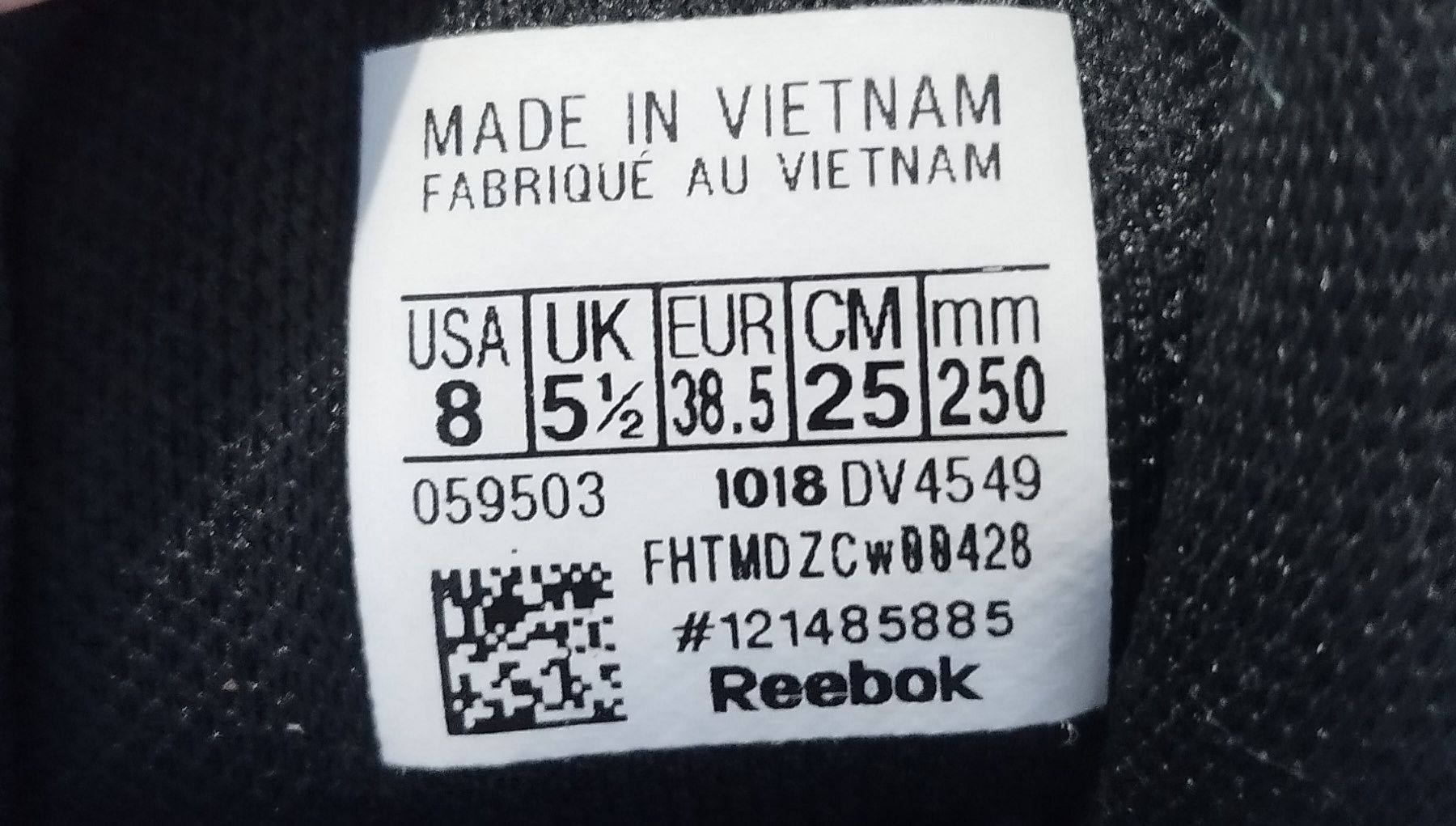 Маратонки Reebok
Номер 38.5 стелка 25 см.
Нови без кутия