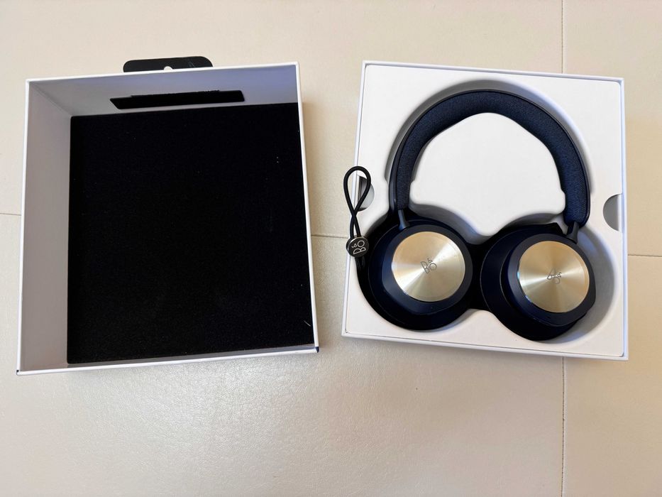 Bang & Olufsen Beoplay Portal