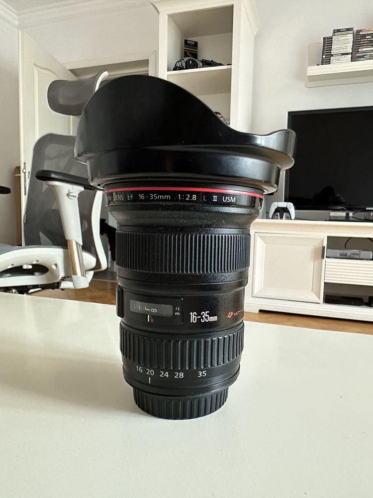 Obiectiv Canon EF 16-35 mm f/2.8 L II USM + Bonus Filtru CPL Benro