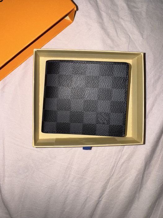 Портфейл Louis Vuitton чисто нов