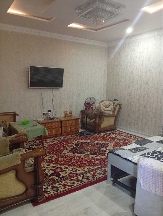 Продам маленький но очень уютный домик не далеко от дороги не дорого