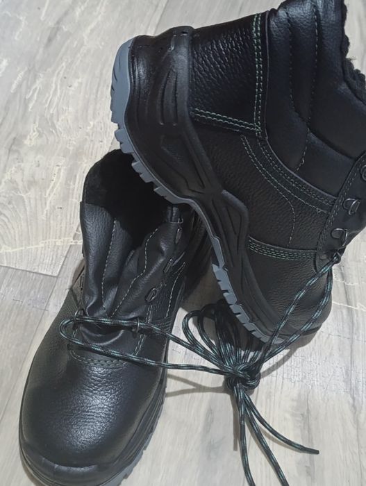 Зимние ботинки рабочие