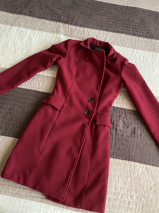 Есенно палто в цвят бордо