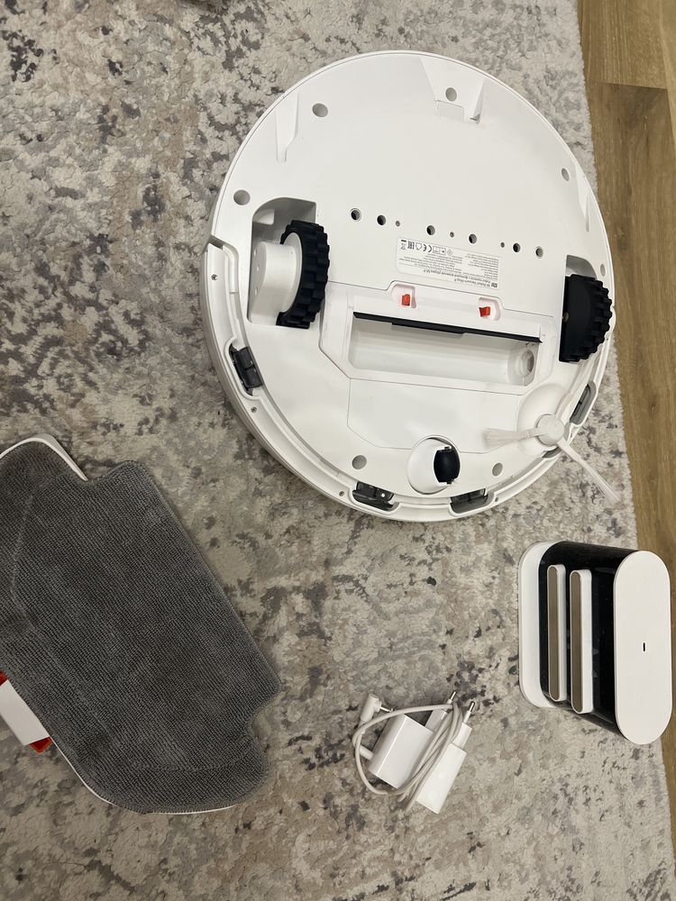 Робот пылесос Mi Robot Vacuum-Mop P