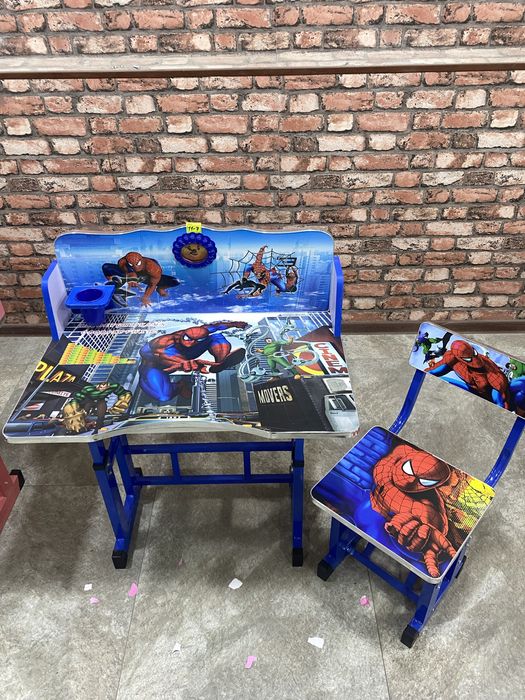 Bolajonlarimiz uchun mustaxkam partalar.