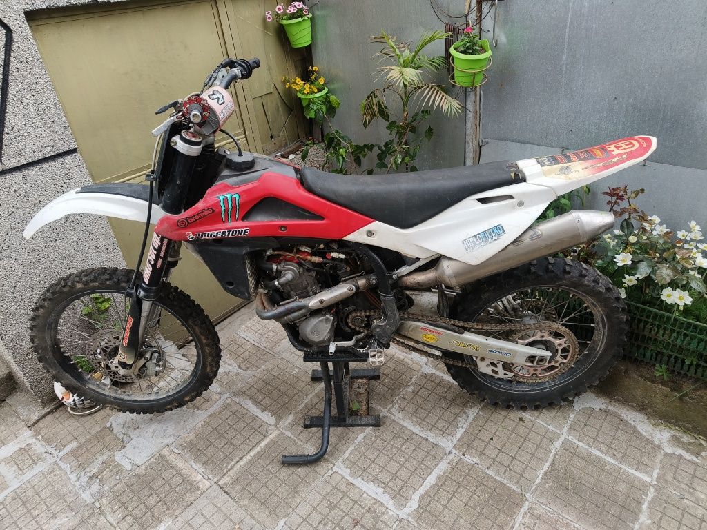 Husqvarna TC 250cc цената е в крипто валути, в кеш е 3600