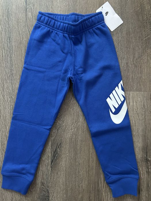 Дестски спортен панталон Nike