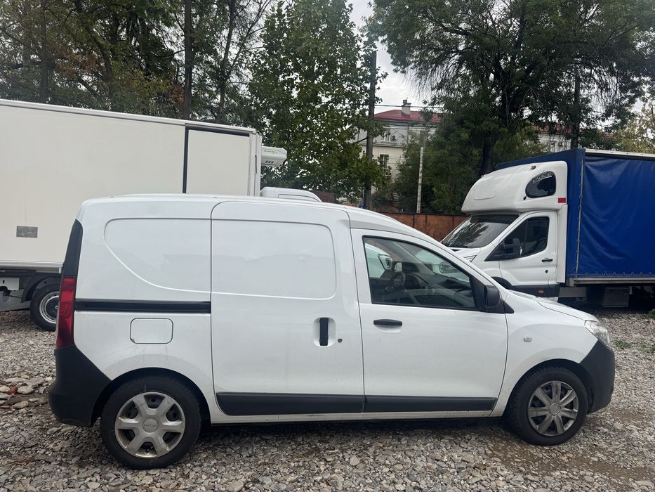 Dacia Doker/2020/diesel/6 viteze/stare buna.