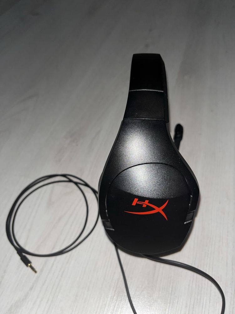 HyperX cloud stringer