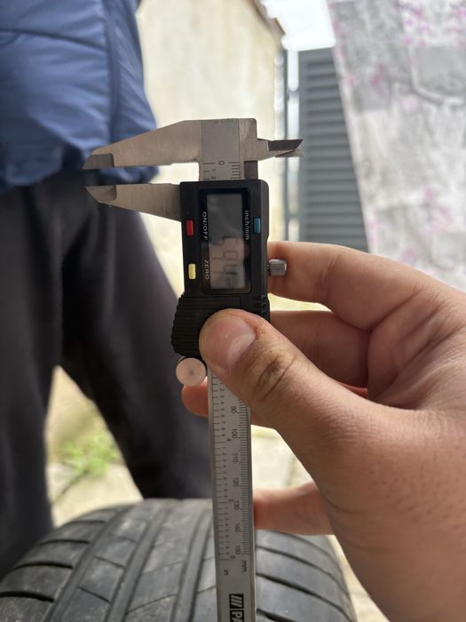 BridgeStone 225 50 R17