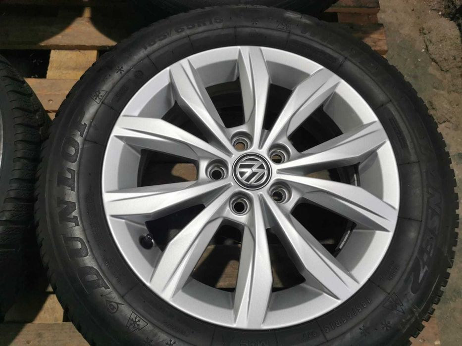 Jante Originale Vw Polo R 15 cu anvelope de iarna