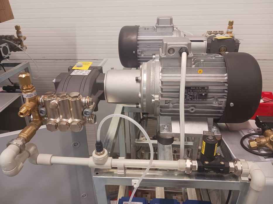 Оборудване за автомивки на самообслужване