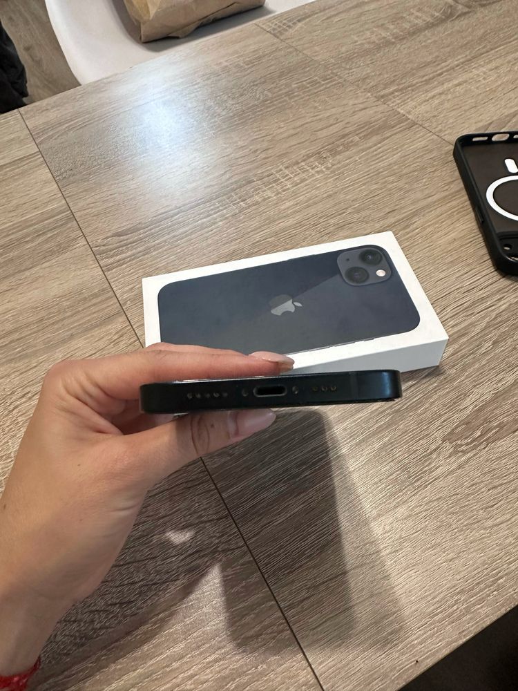 iPhone 13 Без забележки