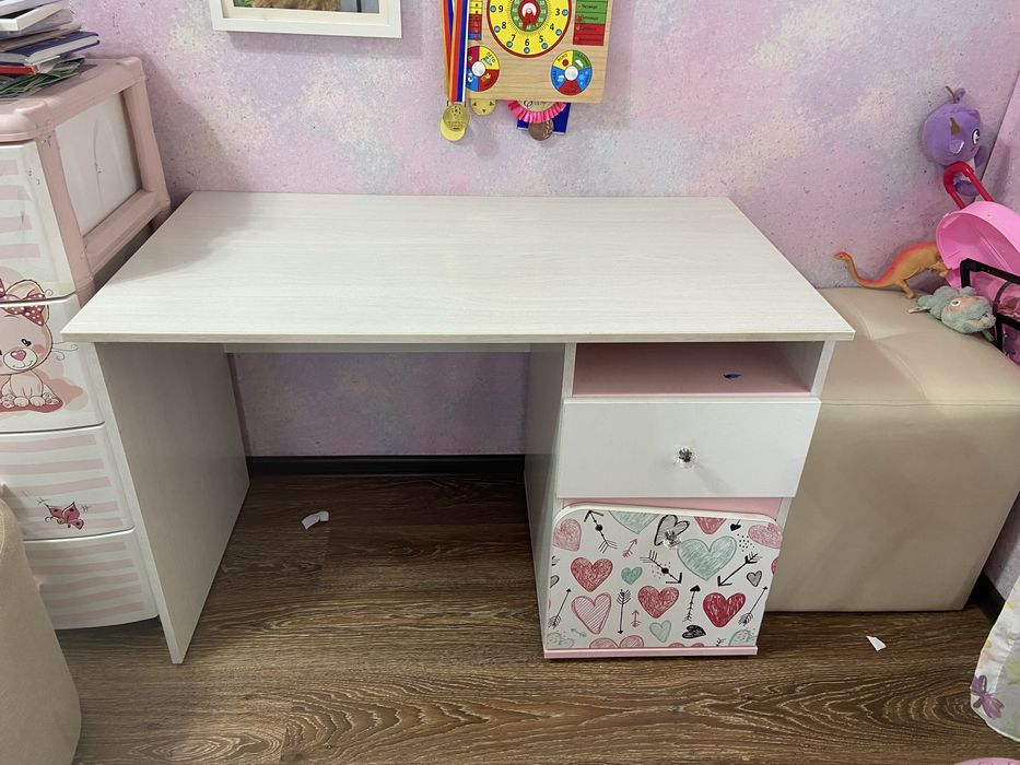 Стол Для детей.